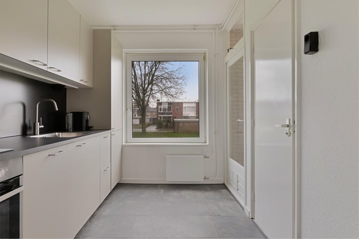 View photo 11 of Hertog Arnoldstraat 18