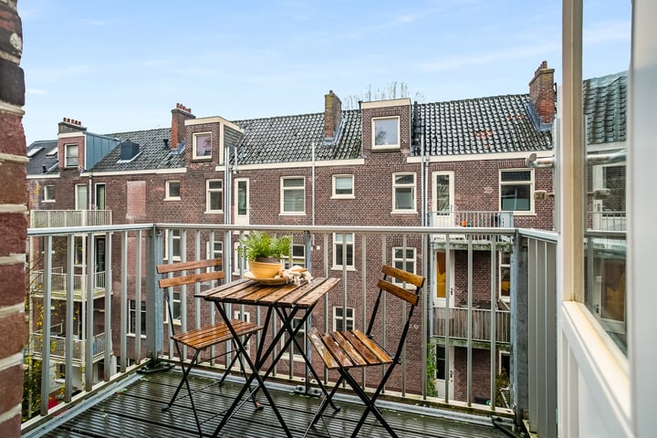 Bekijk foto 4 van Czaar Peterstraat 142-3