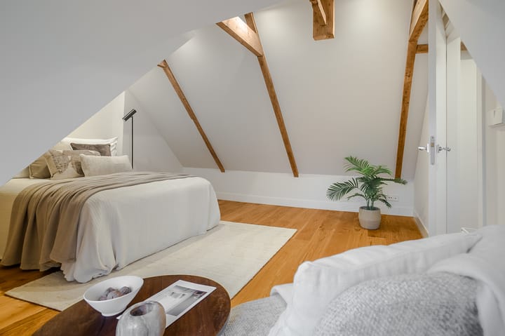 Photo 18 of Czaar Peterstraat 142-3