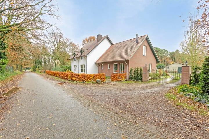 Photo 57 of Rutjensstraat 2