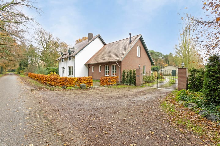 Photo 56 of Rutjensstraat 2