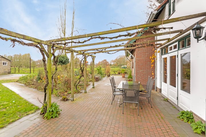 Photo 41 of Rutjensstraat 2