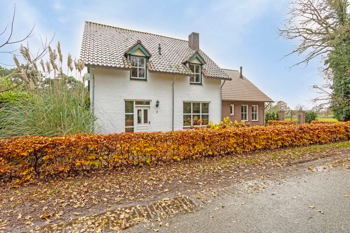 Photo 2 of Rutjensstraat 2