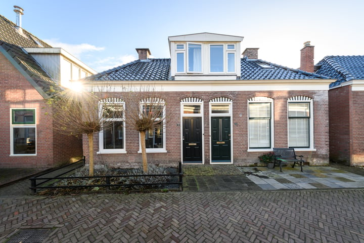 View photo 34 of Schoolstraat 3