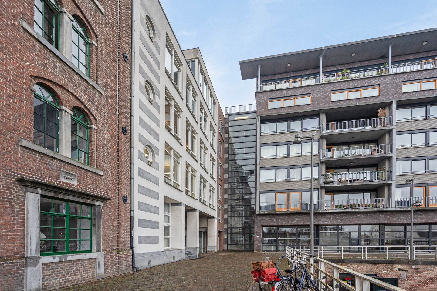 View photo 5 of Bassin 120