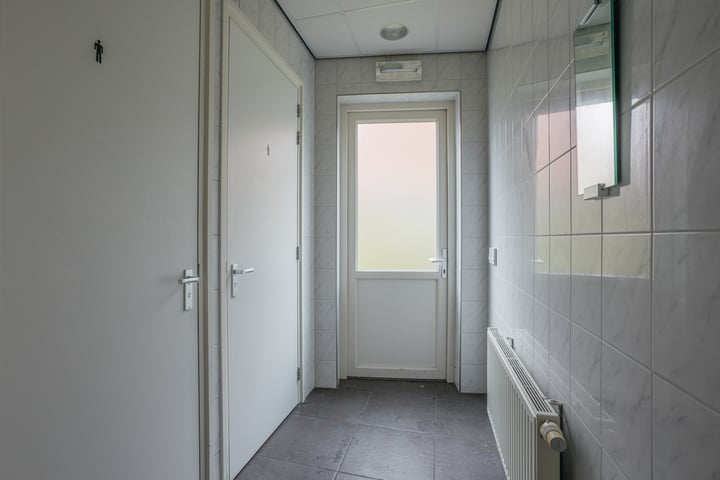 Bekijk foto 43 van Daltonstraat 17