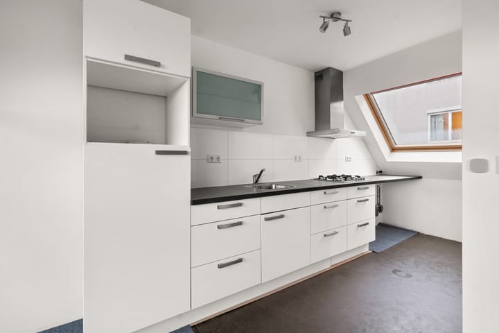 Foto 2 van Zuid-Peterstraat 6-2