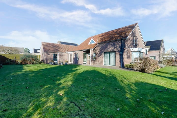 Photo 4 of Roedje Ghielenstraat 8