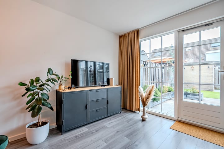 Foto 6 van Dennenhof 24