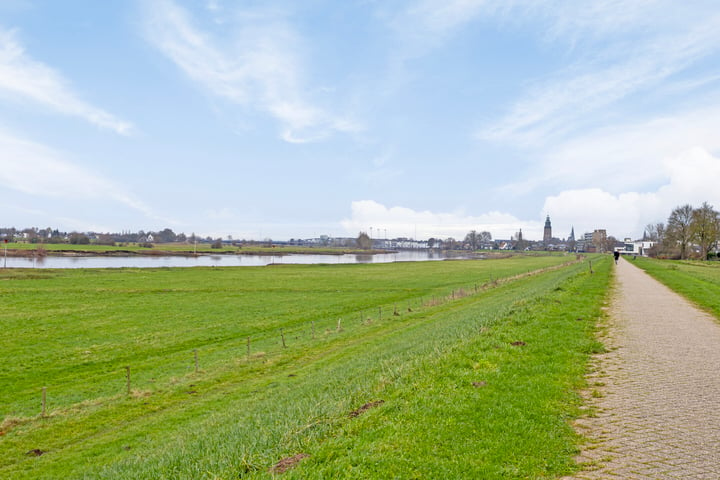 View photo 4 of De Waarden 176