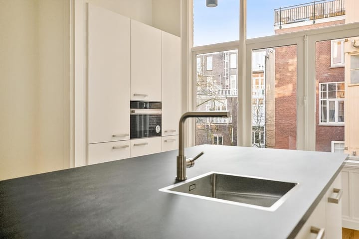 Foto 5 van Pieter de Hoochstraat 74-2