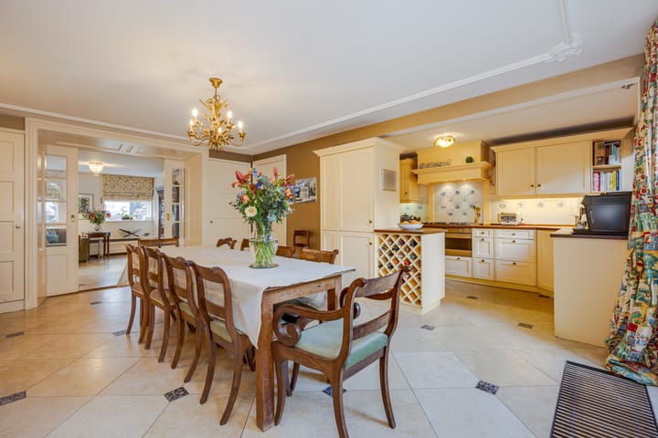 Foto 4 van Riouwstraat 111