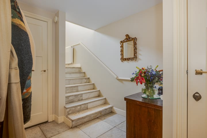 Foto 16 van Riouwstraat 111