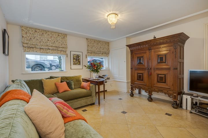 Foto 17 van Riouwstraat 111