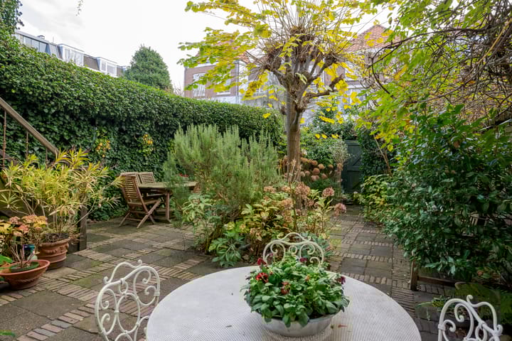 Foto 34 van Riouwstraat 111