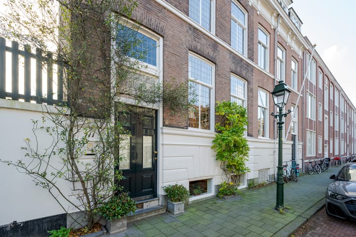 Foto 6 van Riouwstraat 111