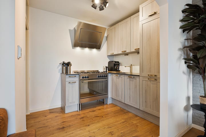 Foto 15 van Essenburg 36