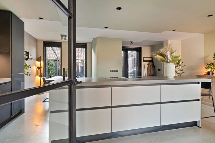 Foto 9 van Hessenbergstraat 13-A