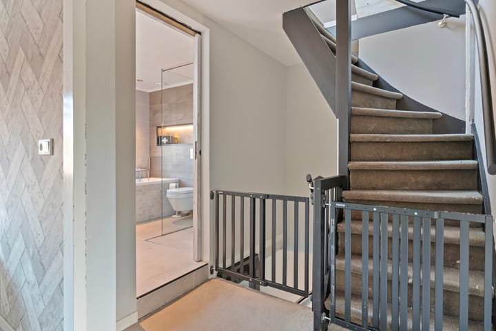 Foto 19 van Hessenbergstraat 13-A