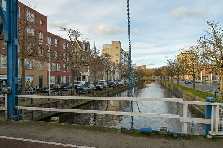 Bekijk foto 30 van Rozenburgstraat 104