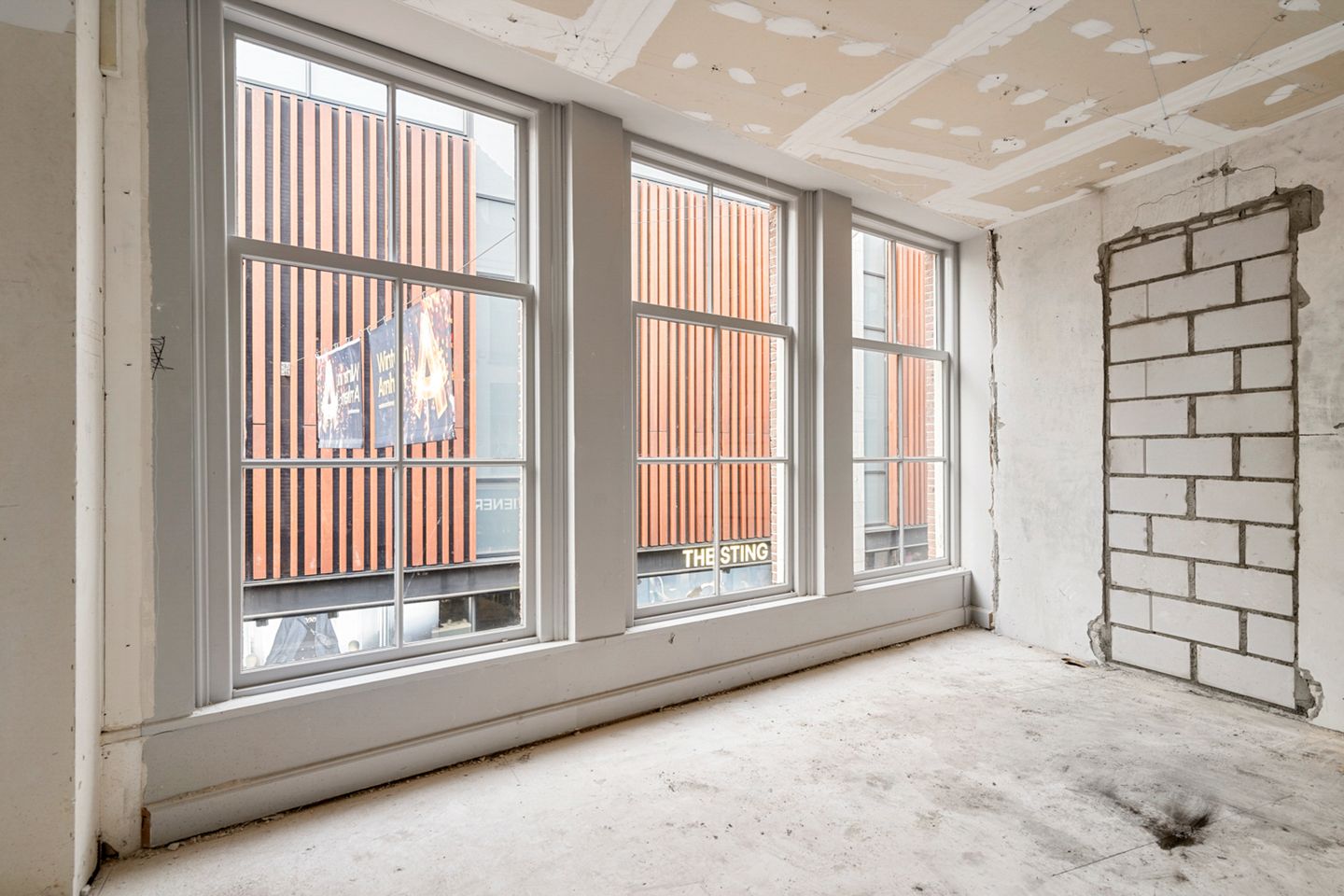 View photo 5 of Roggestraat 42