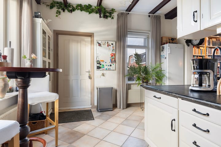 Foto 12 van Herestraat 27