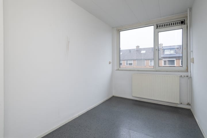 Foto 10 van Goudkruid 46