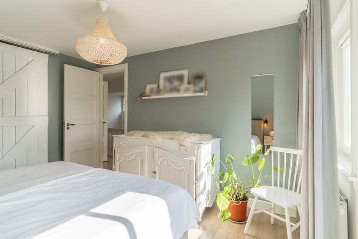 Foto 29 van Burg. Canterslaan 5