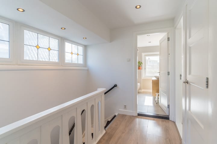 Foto 33 van Burg. Canterslaan 5