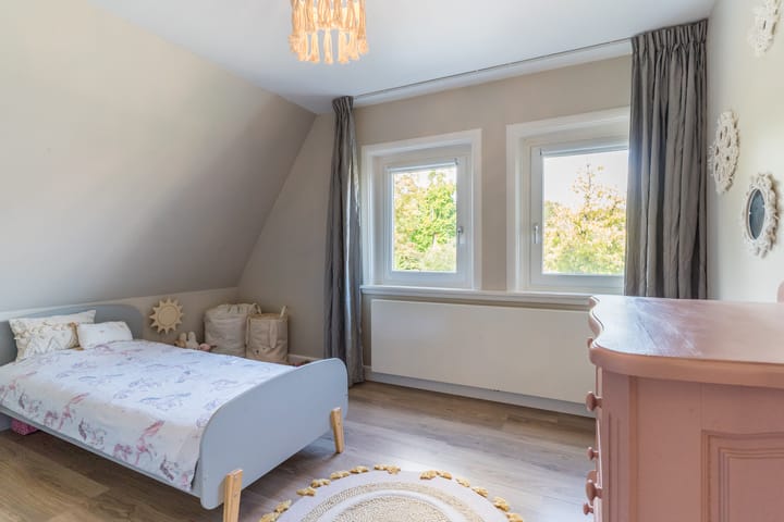 Foto 37 van Burg. Canterslaan 5