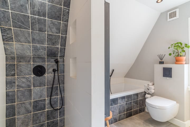 Foto 42 van Burg. Canterslaan 5