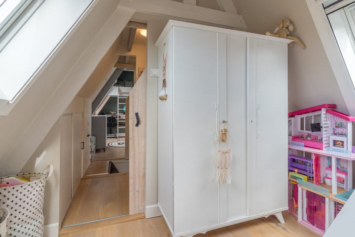 Foto 48 van Burg. Canterslaan 5