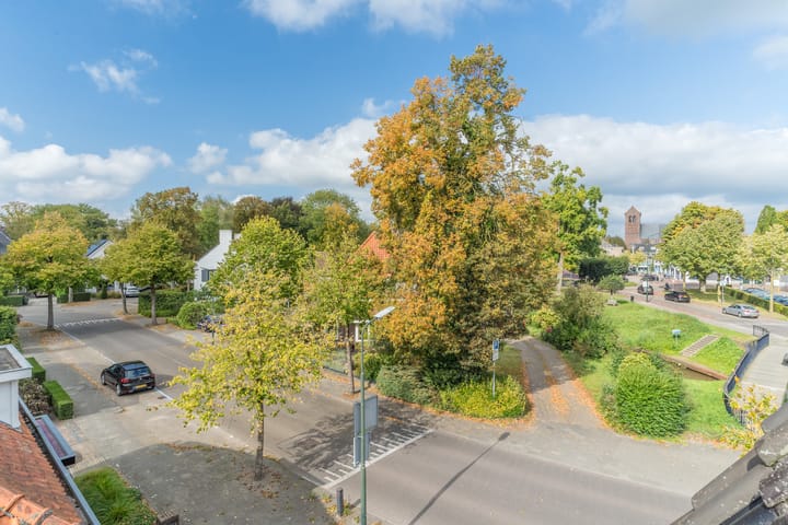 Foto 55 van Burg. Canterslaan 5