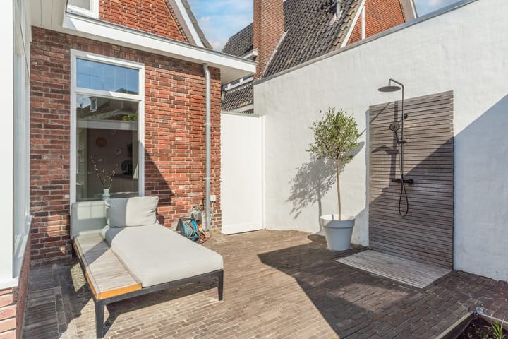 Foto 62 van Burg. Canterslaan 5