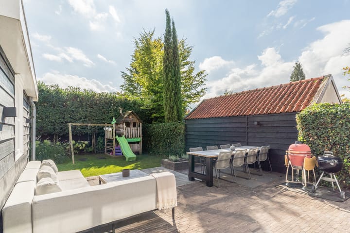 Foto 64 van Burg. Canterslaan 5