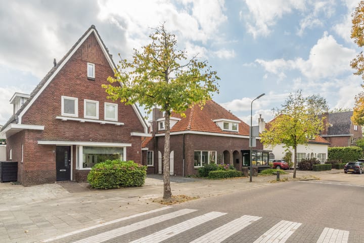 Foto 71 van Burg. Canterslaan 5