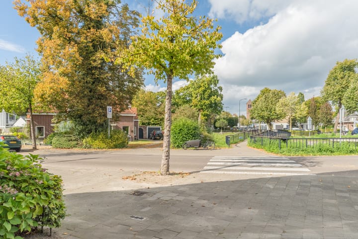 Foto 73 van Burg. Canterslaan 5