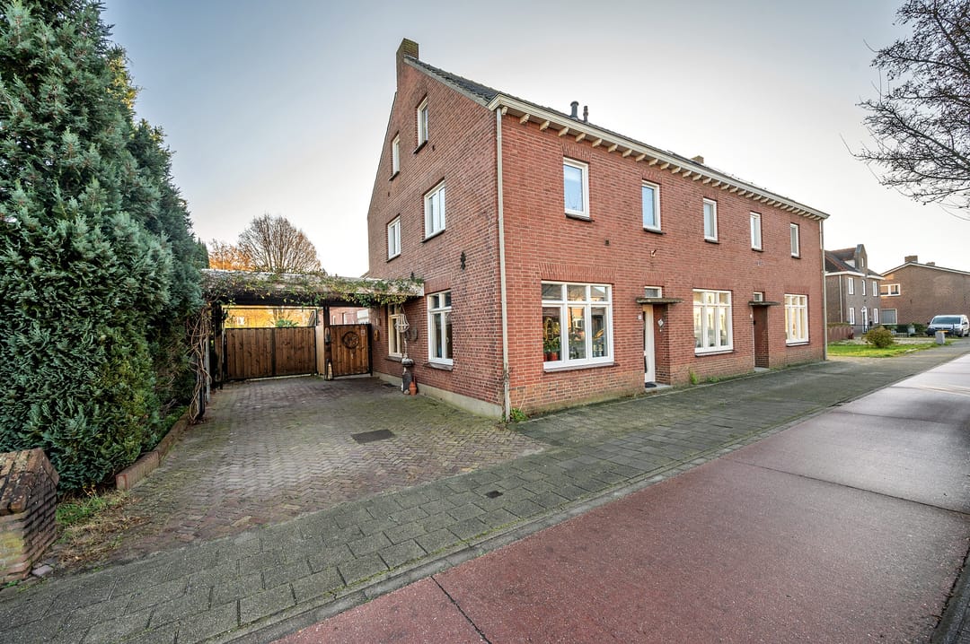 Photo 1 of Rijksweg 61