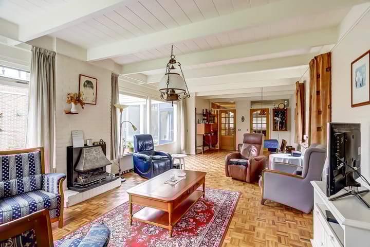 Foto 11 van Albert Schweitzerlaan 14