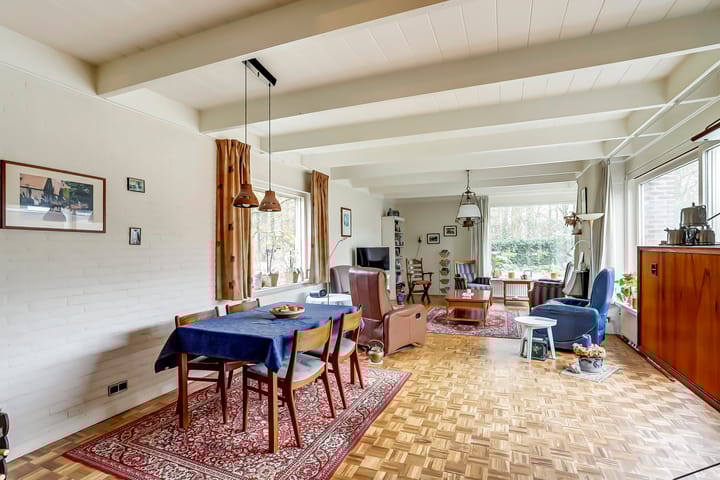 Foto 12 van Albert Schweitzerlaan 14