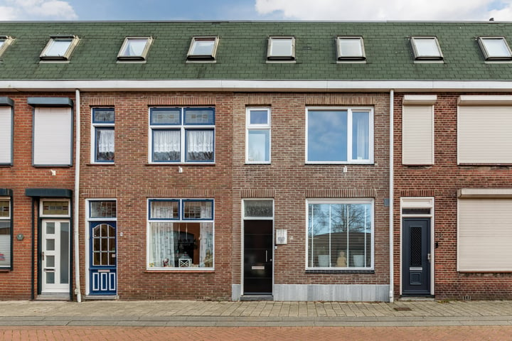 View photo 53 of Rozenstraat 11