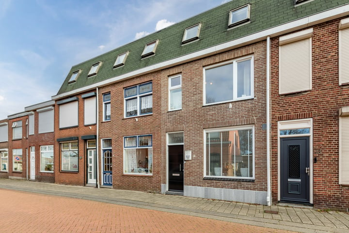 View photo 54 of Rozenstraat 11