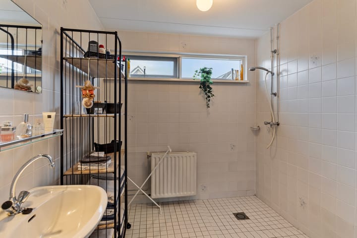 Photo 18 of Staringlaan 49