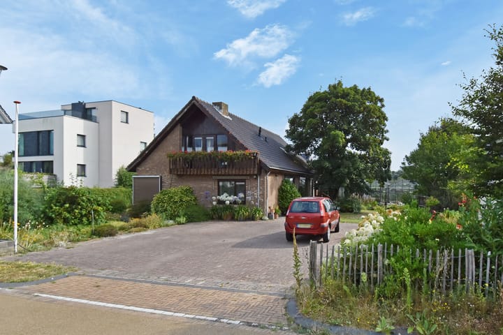 Foto 3 van Santhorsthof 50