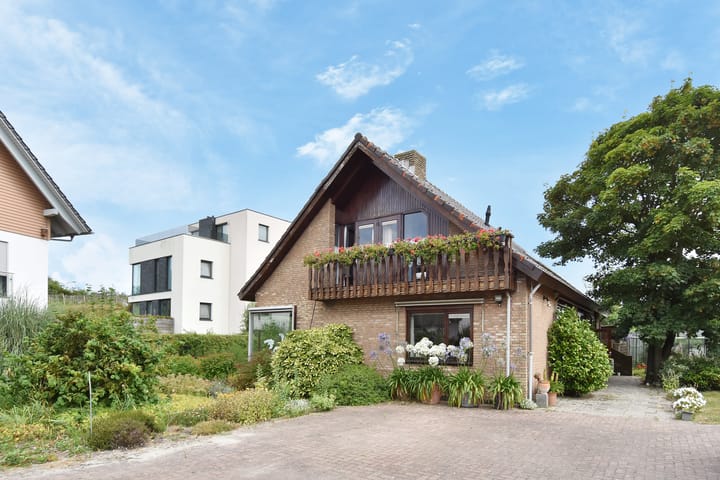 Foto 4 van Santhorsthof 50