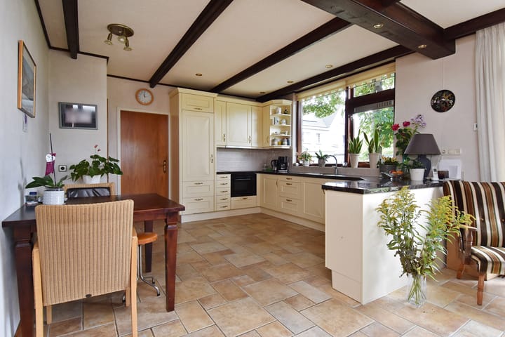 Foto 14 van Santhorsthof 50