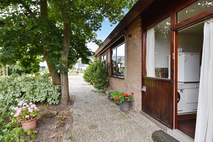 Foto 56 van Santhorsthof 50