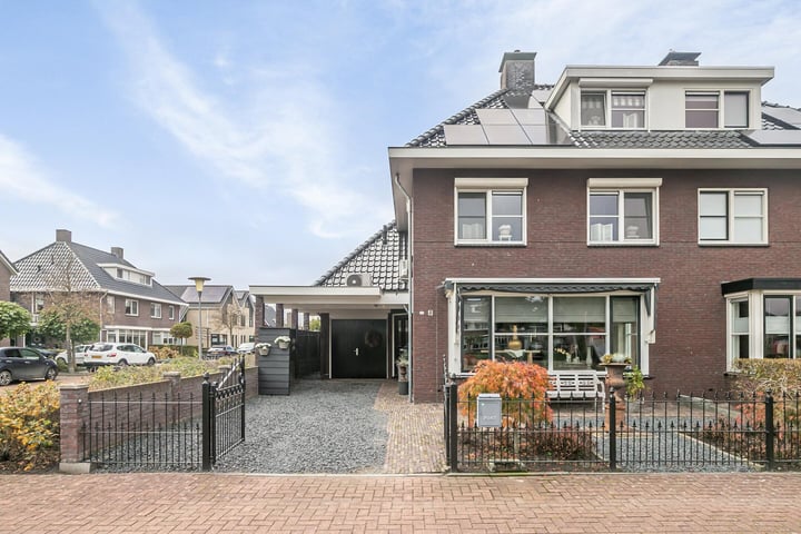 Bekijk foto 27 van Kluisstraat 37