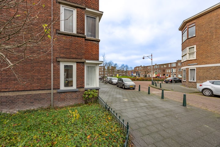 View photo 31 of Blaricumseplein 64