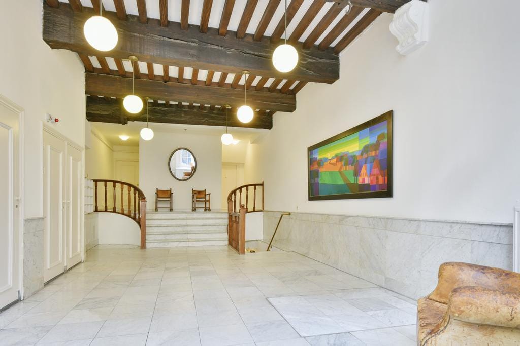 Foto 14 van Warmoesstraat 16-L